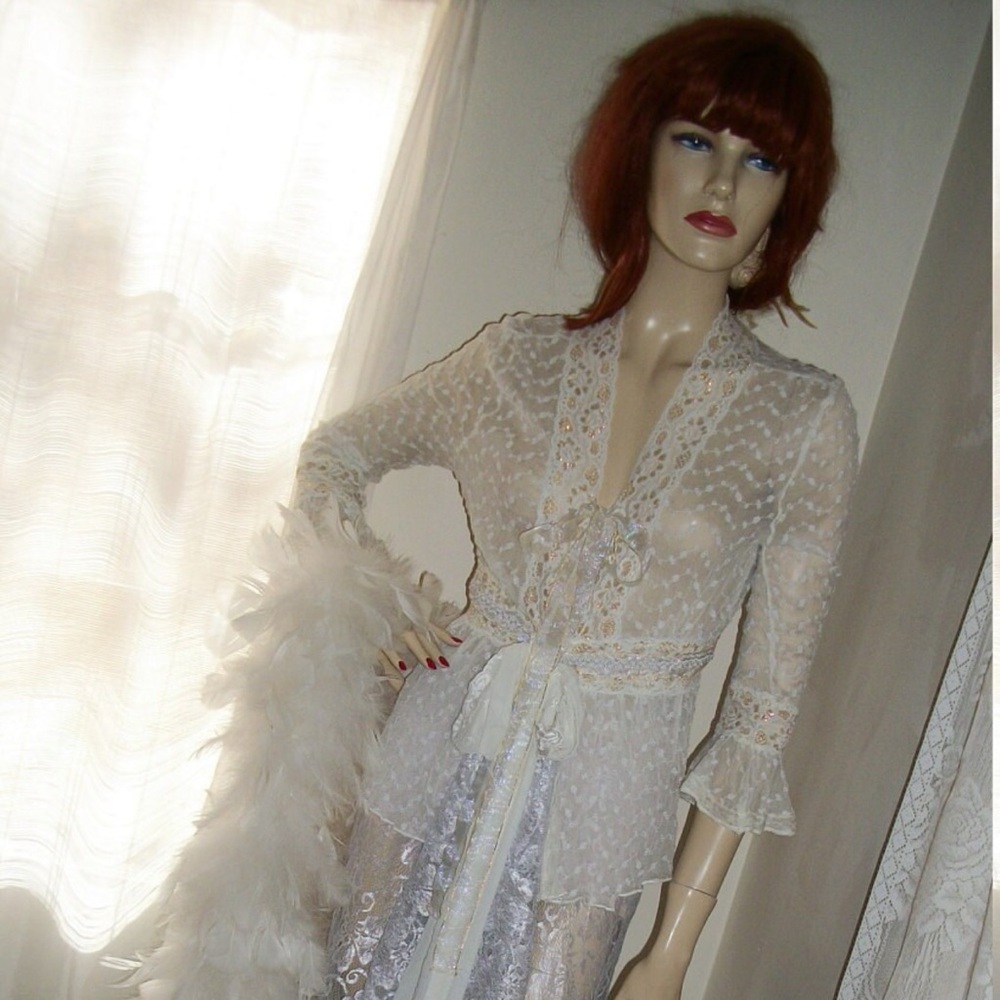 1920s Vintage Handmade Sheer White lace dress.